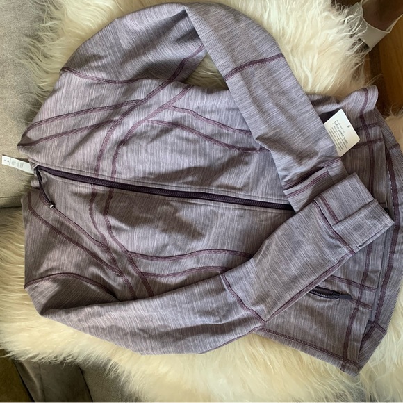 BNWT Lululemon Define Luon Jacket - Picture 5 of 6
